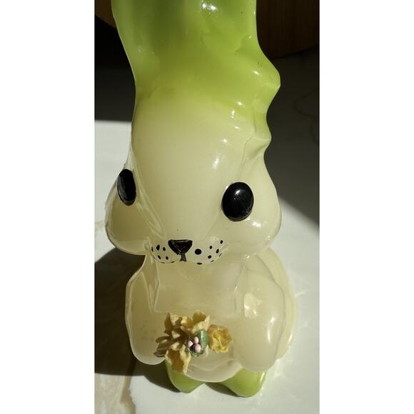 Vintage Easter Candle Green Yellow Bunny Candle 7 Inches - Picture 3 of 4